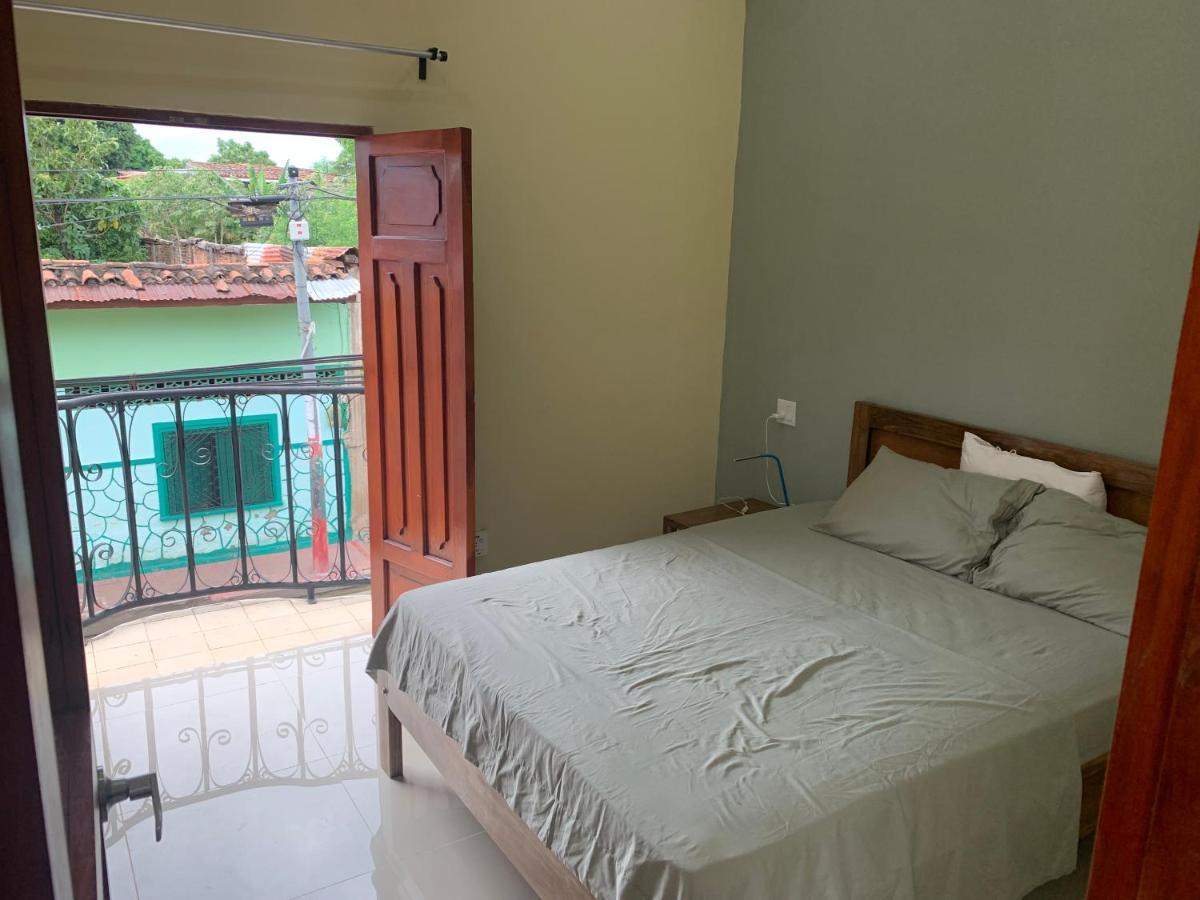 Apartamentos Casa Amarilla Granada Eksteriør bilde