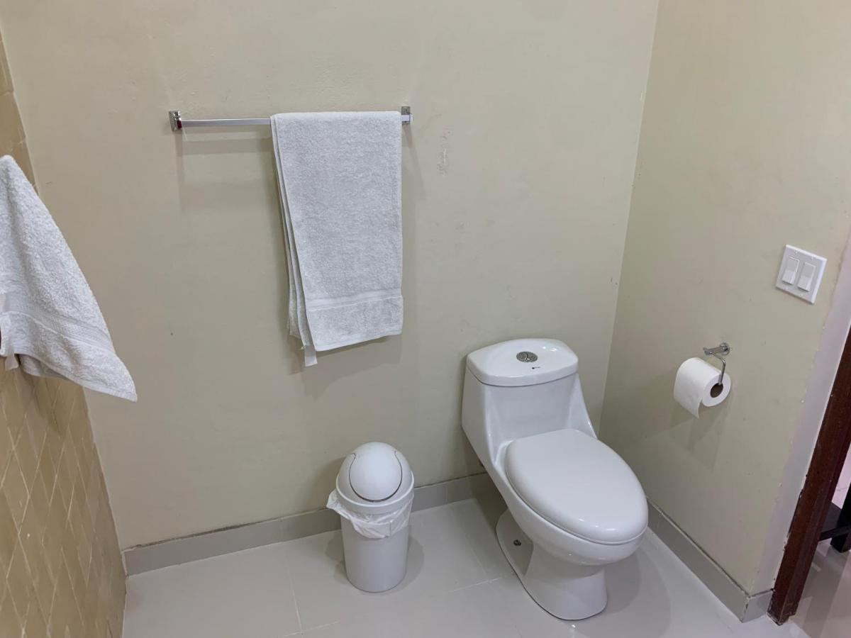 Apartamentos Casa Amarilla Granada Eksteriør bilde