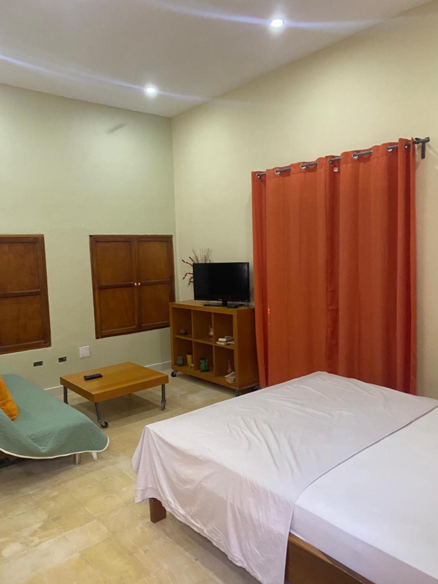 Apartamentos Casa Amarilla Granada Eksteriør bilde