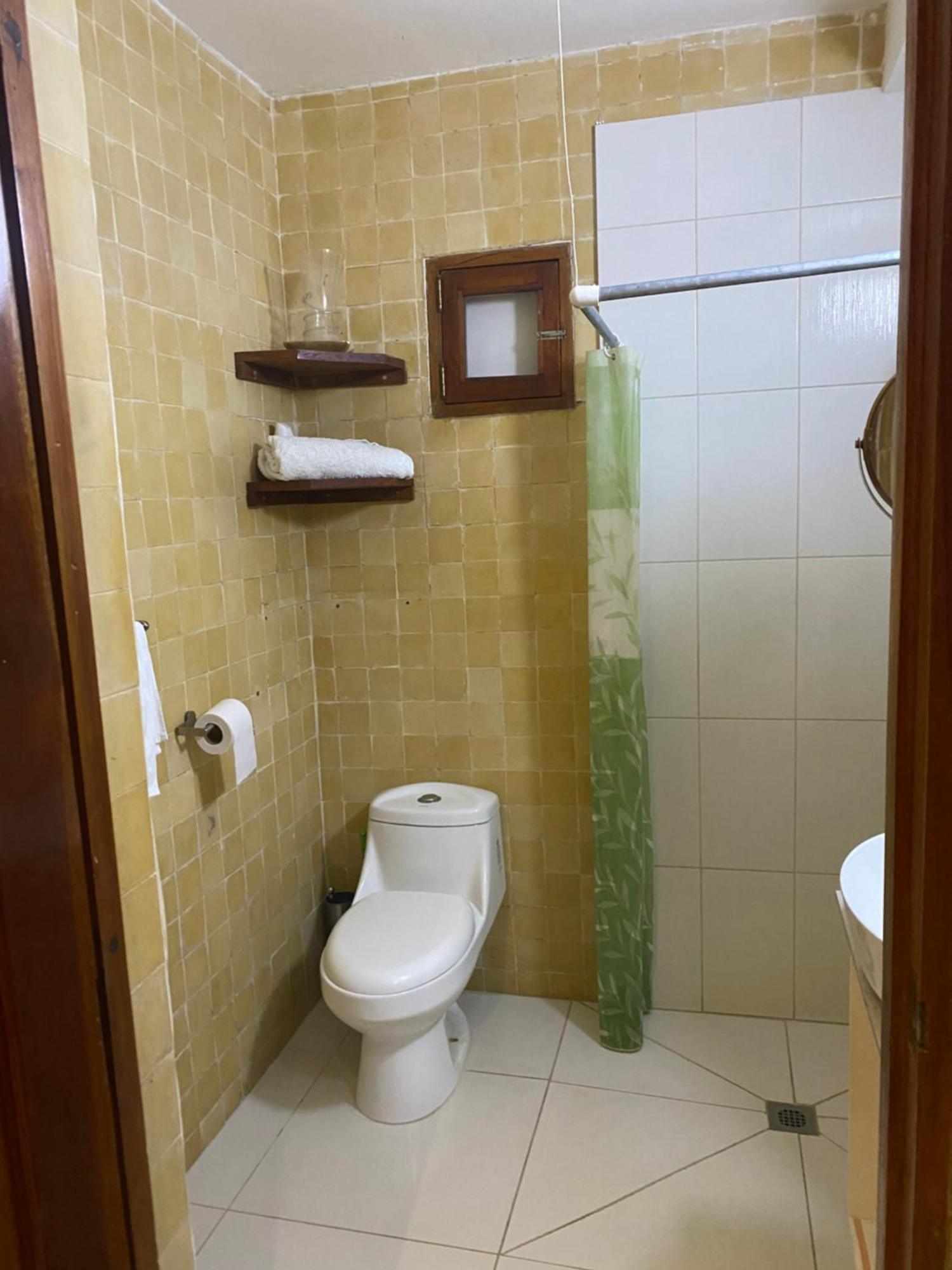 Apartamentos Casa Amarilla Granada Eksteriør bilde