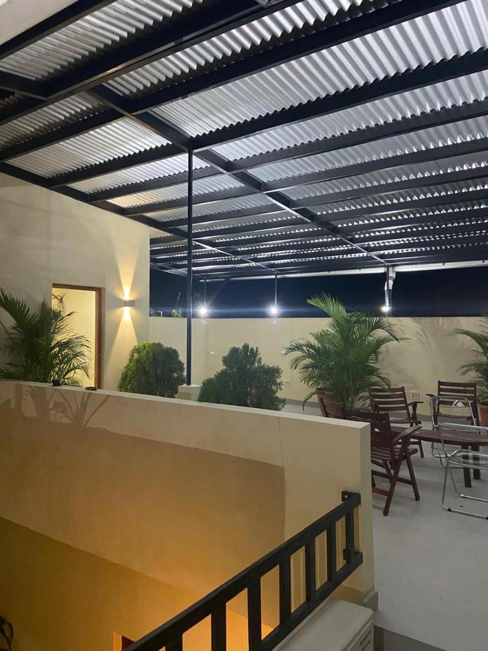 Apartamentos Casa Amarilla Granada Eksteriør bilde
