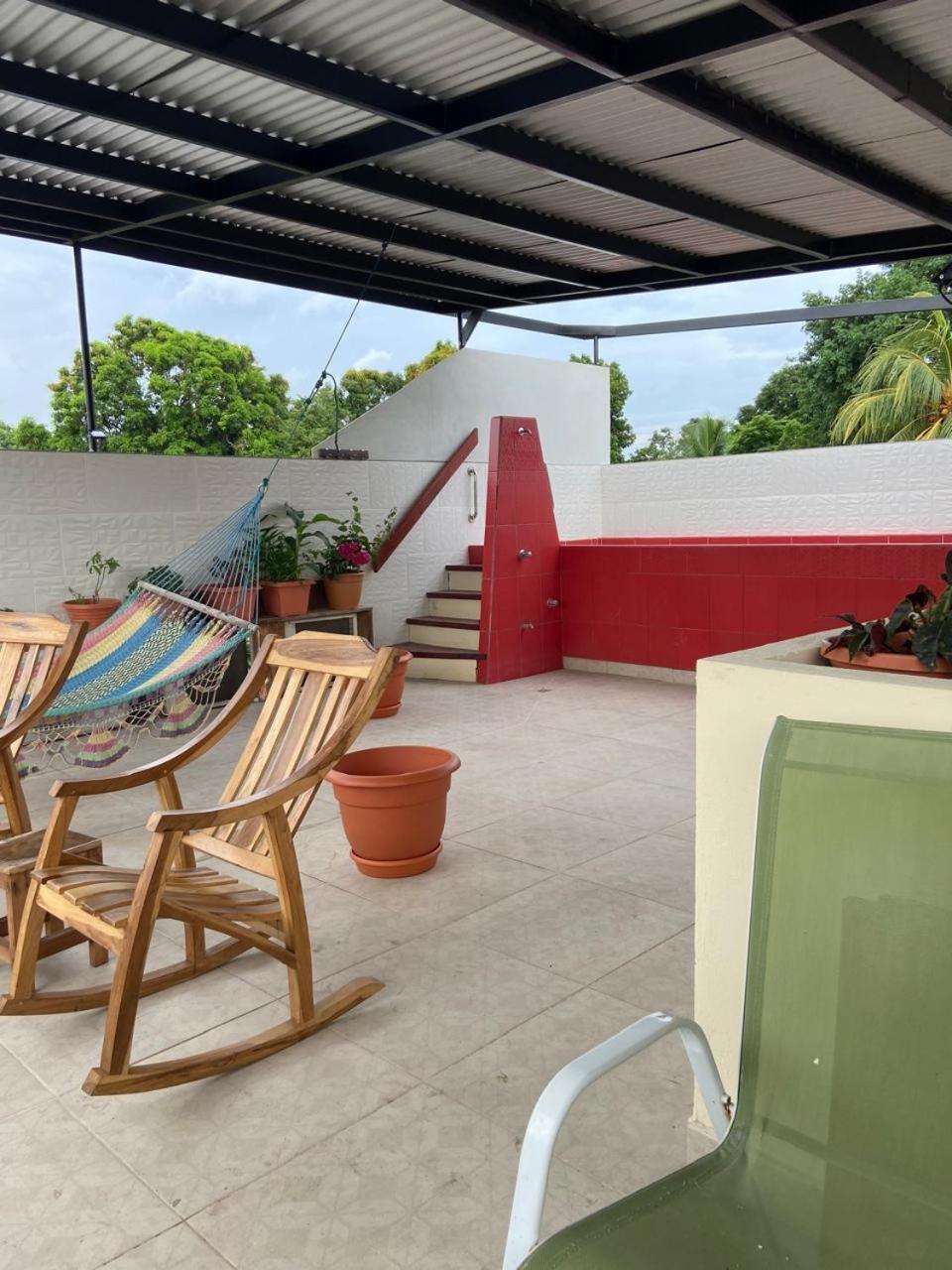 Apartamentos Casa Amarilla Granada Eksteriør bilde