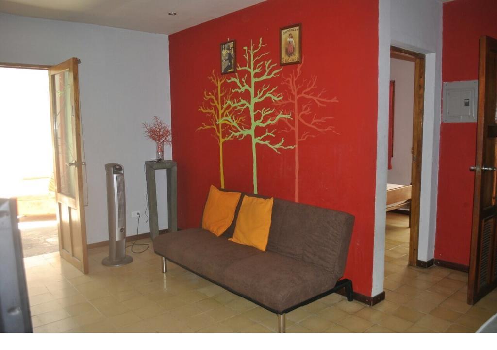 Apartamentos Casa Amarilla Granada Eksteriør bilde