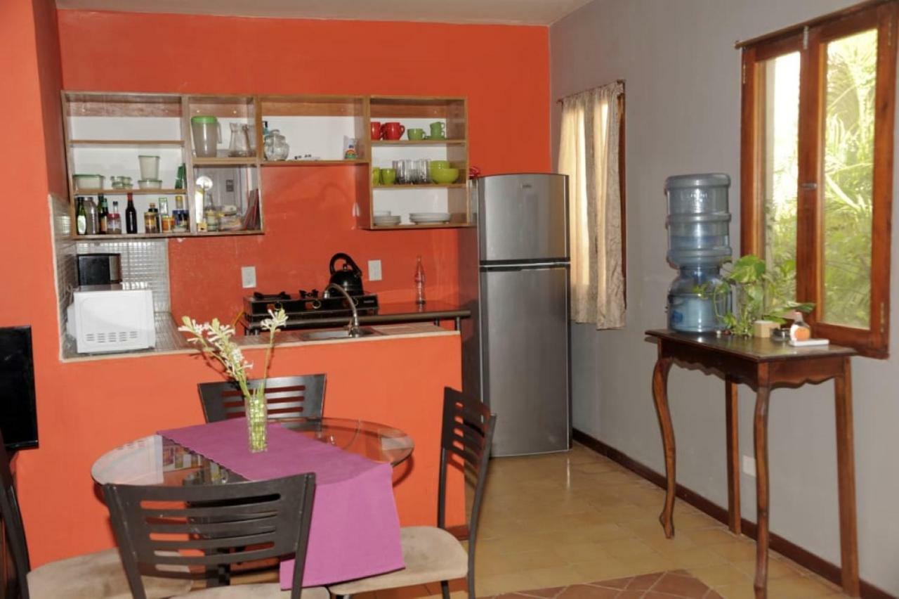 Apartamentos Casa Amarilla Granada Eksteriør bilde