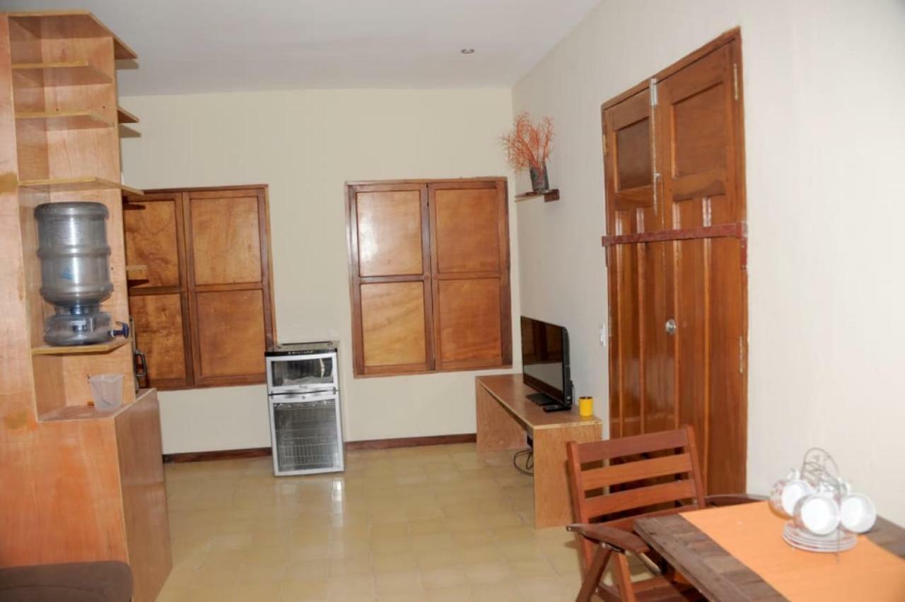 Apartamentos Casa Amarilla Granada Eksteriør bilde