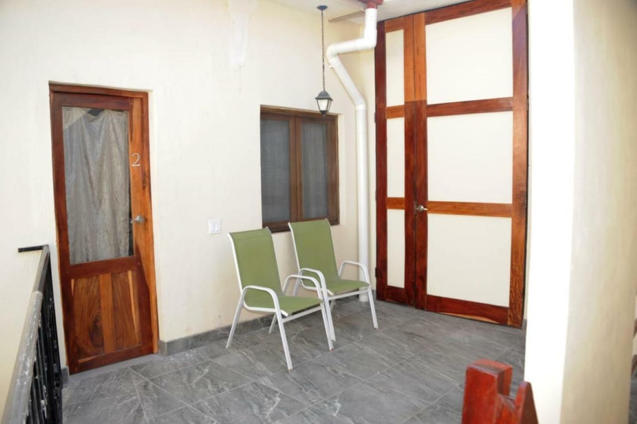 Apartamentos Casa Amarilla Granada Eksteriør bilde